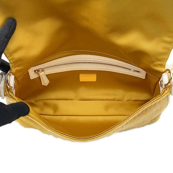 Fendi Baguette Sequin Satin Python Shoulder Bag White - Picture 5 of 12